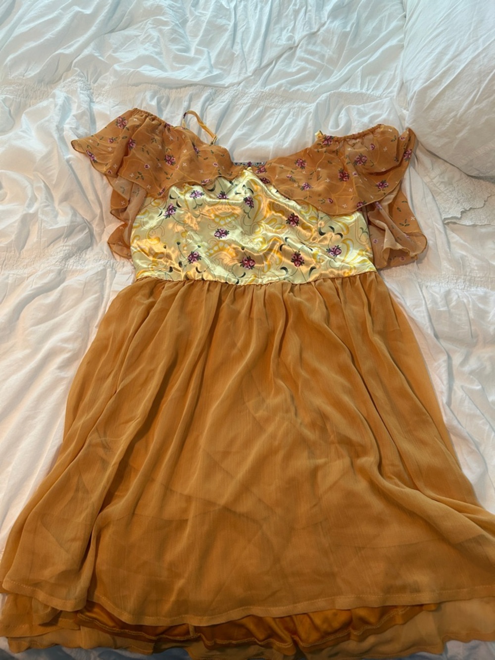Padme Picnic Her Universe dress size XL NWT